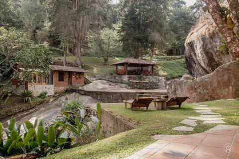 fotos-pousada-paraiso-em-petropolis-rj'