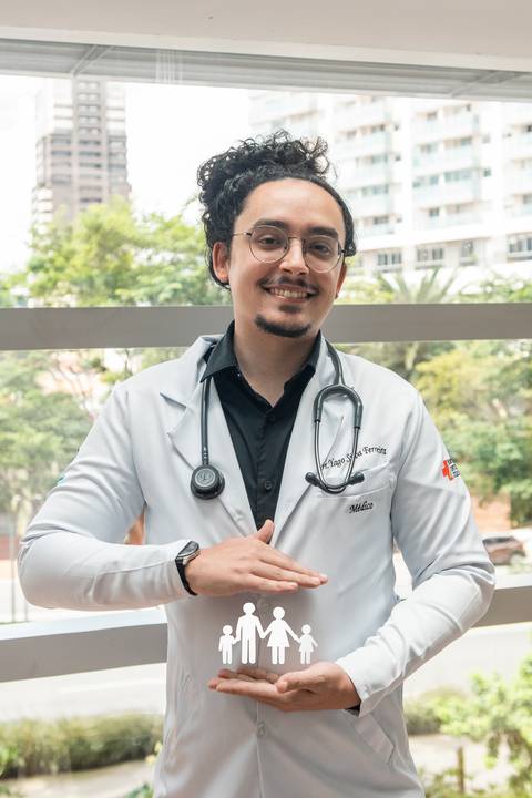 Ensaio corporativo para o médico Yago realizado na cafeteria Santo Grão localizada no Morumbi, São Paulo.
'