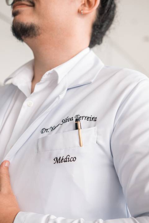 Ensaio corporativo para o médico Yago realizado na cafeteria Santo Grão localizada no Morumbi, São Paulo.
'