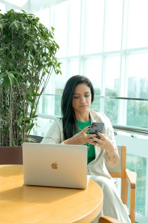 Ensaio corporativo da empresária Fabielle Borges no Village Mall na Barra da Tijuca, Rio de Janeiro.'