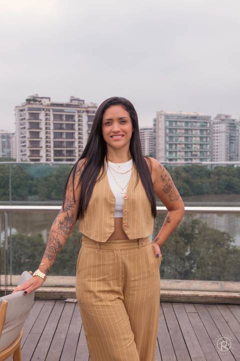 Ensaio corporativo da empresária Fabielle Borges no Village Mall na Barra da Tijuca, Rio de Janeiro.'