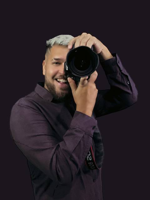 Fotógrafo Renan Costa
Áreas de atuação: Ensaio feminino, masculino, casais, sensual, corporativo e eventos.
Rio de Janeiro'