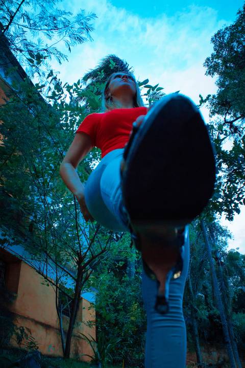 Ensaio fotográfico da Fernanda Cerdeira realizado no Parque das Ruínas, localizado no bairro Santa Thereza - Rio de Janeiro.'