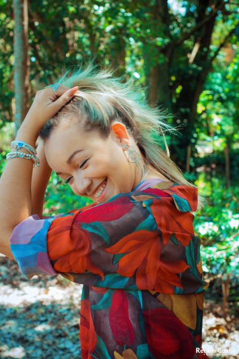 Ensaio fotográfico feminino Natália Gomes realizado em parceria com a loja Meraki Joalheria no Bosque da Barra - Barra da Tijuca RJ.'