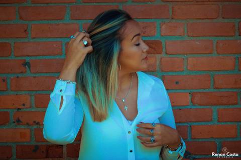 Ensaio fotográfico feminino Natália Gomes realizado em parceria com a loja Meraki Joalheria no Bosque da Barra - Barra da Tijuca RJ.'