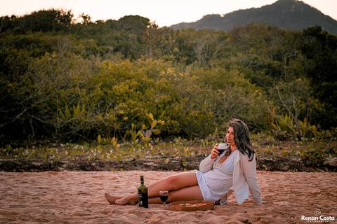 Ensaio feminino da Sabrina Souza, realizado na Praia de Grumarí, localizada no Recreio dos Bandeirantes - Rio de Janeiro.'