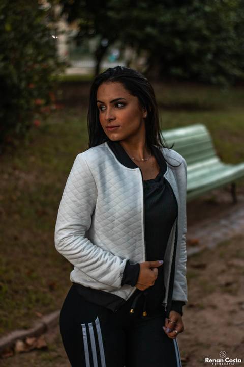 Ensaio feminino da Isabela Moraes feito para loja Mozzy Modas, realizado na Praça do Pomar, localizado na Barra da Tijuca - Rio de Janeiro.'