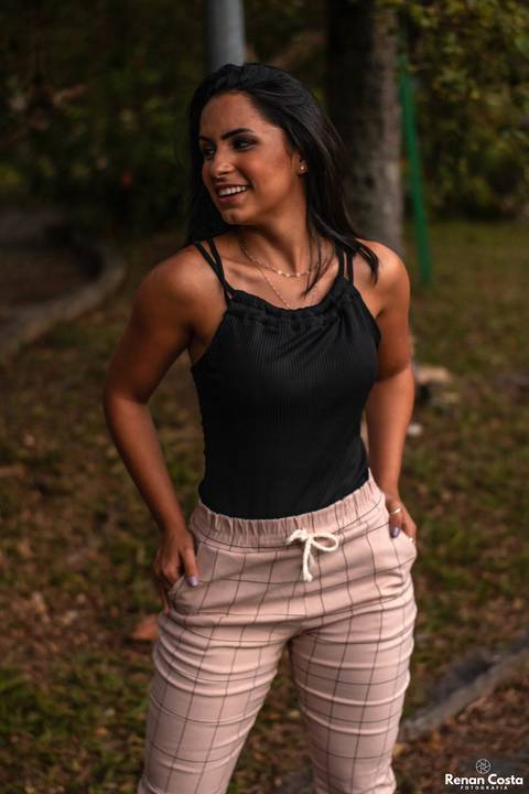 Ensaio feminino da Isabela Moraes feito para loja Mozzy Modas, realizado na Praça do Pomar, localizado na Barra da Tijuca - Rio de Janeiro.'