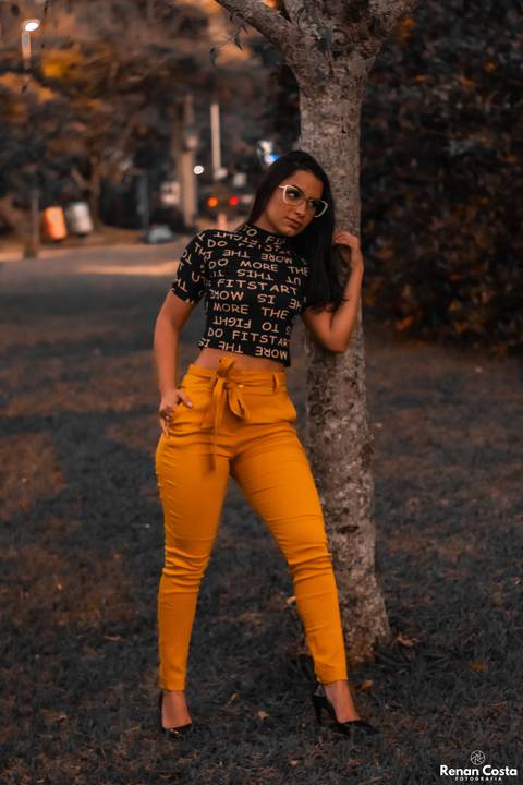 Ensaio feminino da Isabela Moraes feito para loja Mozzy Modas, realizado na Praça do Pomar, localizado na Barra da Tijuca - Rio de Janeiro.'