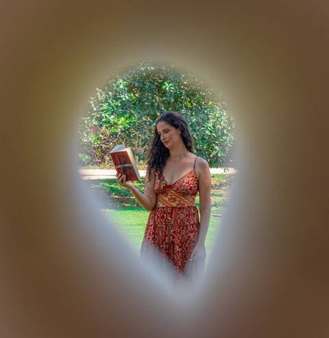 Ensaio feminino Bosque da Barra
Foto criativa com livro'