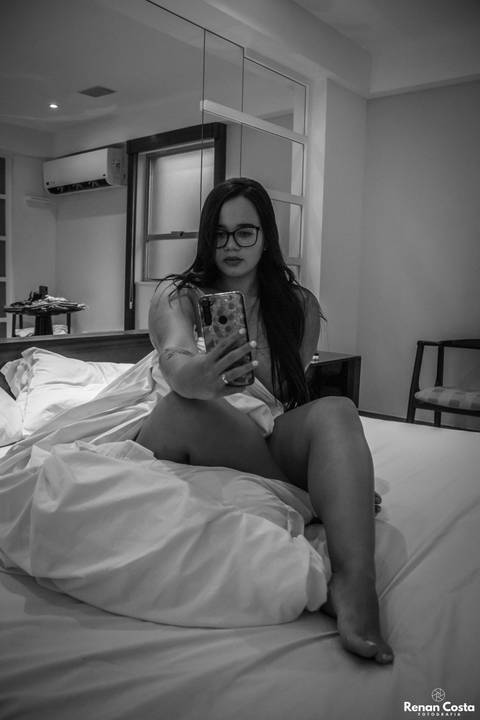Ensaio sensual da Ester Pinheiro, realizado no Hotel Corinto em Vila Isabel RJ.'