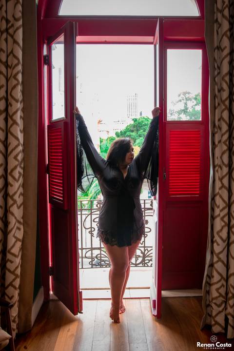 Ensaio feminino da Joice Cesar realizado no Hotel Selina, localizado na Lapa RJ.
Foto sensual de hobby'