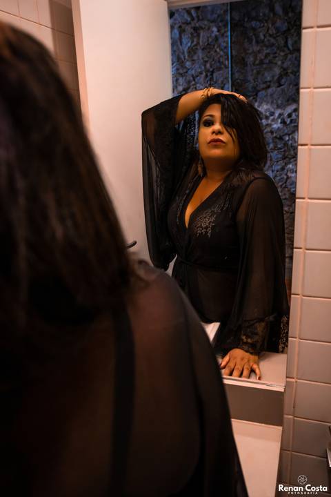 Ensaio feminino da Joice Cesar realizado no Hotel Selina, localizado na Lapa RJ.'