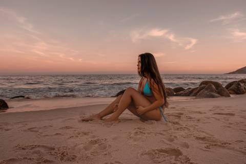 Ensaio feminino da Joana Ayade feito na Praia do Pontal, Recreio dos bandeirantes RJ.'