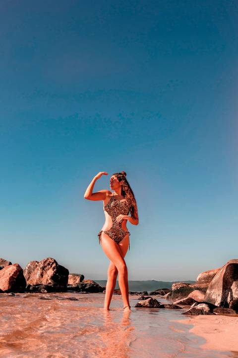 Ensaio feminino na praia do potal, recreio RJ.
Nyck Marques'