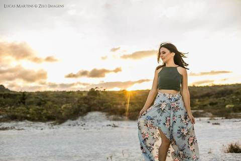 modelo nas areias brancas '