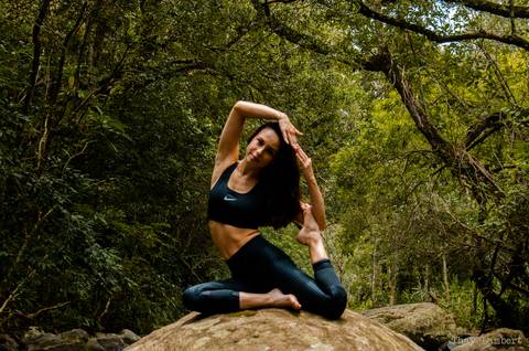 Fotografia de posturas de pilates'