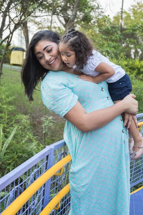 Fotografia de família, Ana Beatriz Fotografia, Parque Rafael Lazzuri, Ensaio em São Bernardo do Campo, Ensaio infantil, Foto de Criança, Bebe menina, Foto mãe e filha, Mãe e filha, Mãe de menina, Ensaio mãe e filha, look mãe e filha'