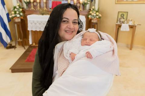 Batizado de bebê na Igreja Católica Paróquia Rainha Santa Isabel de Portugal'