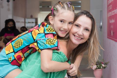 Festa infantil de menina do Spa com as amigas; salão pink party; São Paulo; Ana Beatriz Fotografia; festa de 10 anos; fotografia'