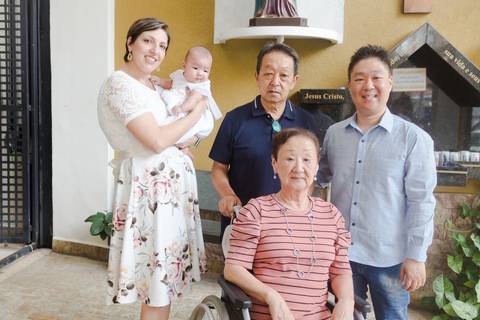 Batizado na Paróquia São João Batista em São Caetano do Sul - SP; Igreja Católica; Foto de Batizado; Memórias; Ana Beatriz Fotografia; Batismo de bebê'
