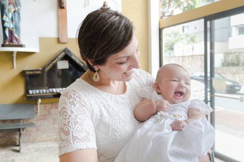 Batizado na Paróquia São João Batista em São Caetano do Sul - SP; Igreja Católica; Foto de Batizado; Memórias; Ana Beatriz Fotografia; Batismo de bebê'