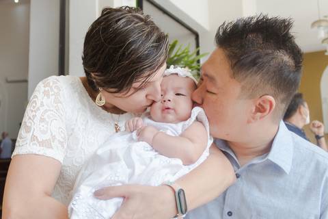 Batizado na Paróquia São João Batista em São Caetano do Sul - SP; Igreja Católica; Foto de Batizado; Memórias; Ana Beatriz Fotografia; Batismo de bebê'