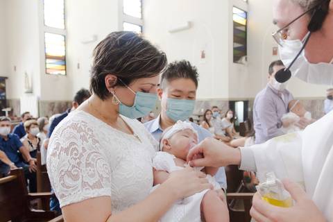 Batizado na Paróquia São João Batista em São Caetano do Sul - SP; Igreja Católica; Foto de Batizado; Memórias; Ana Beatriz Fotografia; Batismo de bebê'