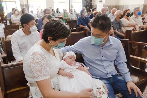 Batizado na Paróquia São João Batista em São Caetano do Sul - SP; Igreja Católica; Foto de Batizado; Memórias; Ana Beatriz Fotografia; Batismo de bebê'