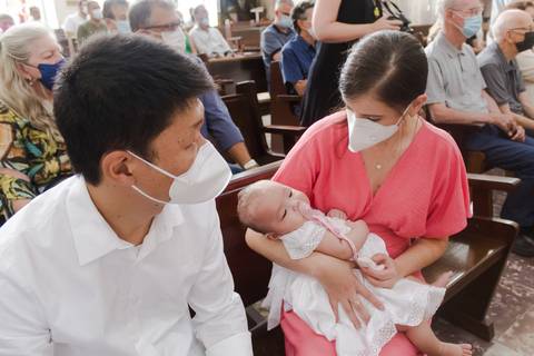 Batizado na Paróquia São João Batista em São Caetano do Sul - SP; Igreja Católica; Foto de Batizado; Memórias; Ana Beatriz Fotografia; Batismo de bebê'