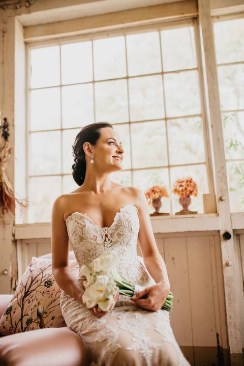 destination wedding bride'