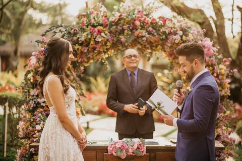 cerimonia de casamento por do sol'