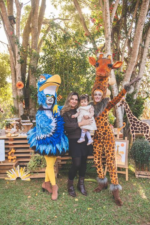 PERSONAGENS VIVOS DA LARA KIDS PRODUÇÕES DE TAUBATÉ'