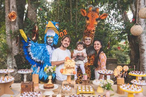 Decoração de festaom tema GIRAFA'