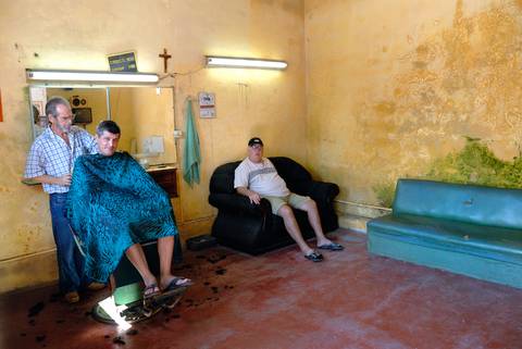 barbearia em Eugênio de Melo - SJC-SP'