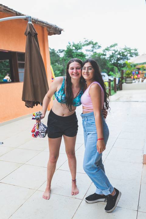 FESTA DE DEPUTANTE DE 15 ANOS'