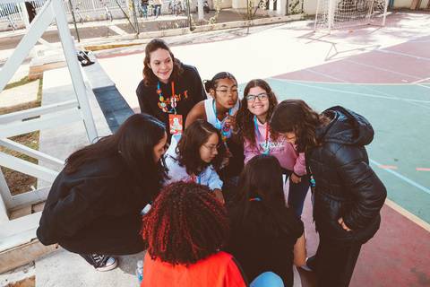 FOTOGRAFIA EM ESCOLA EM SJC'