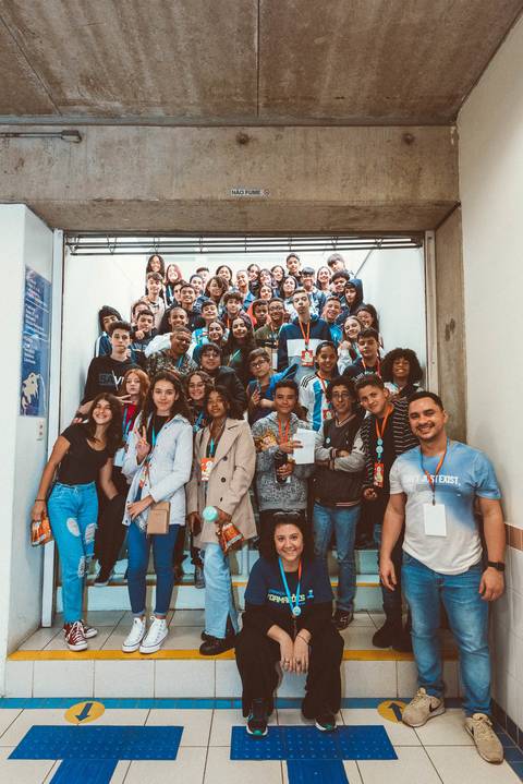 FOTO EM GRUPO PARA ALUNOS'