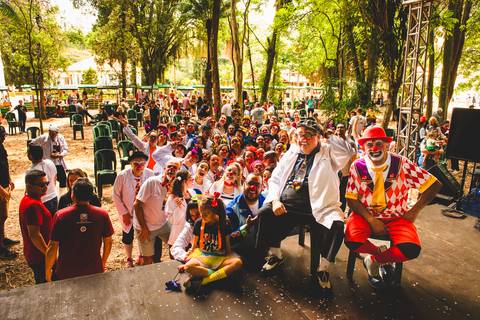 FOTOS NO VICENTINA ARANHA EM SÃO JOSÉ DOS CAMPOS'