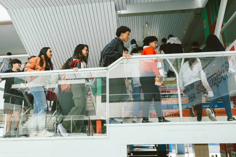  Colégio Anglo Alante em São José dos Campos-SP. '