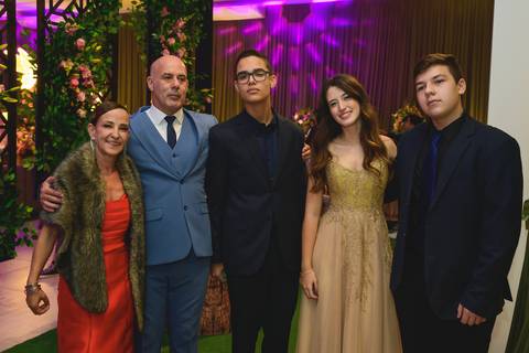 FOTOGRAFO PARA 15 ANOS EM SÃO JOSE DOS CAMPOS'