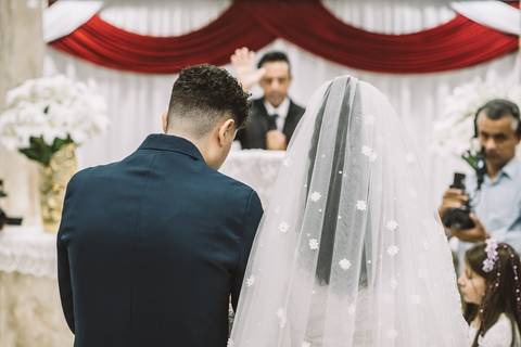 FOTOGRAFO CASAMENTO CIVIL E RELIGIOSO EM  CAÇAPAVA'