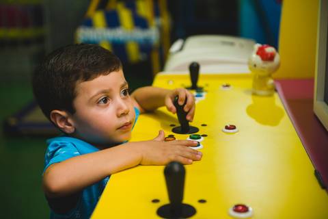 Flipper do Felipe em aniversario infantil sjc ´play the game'