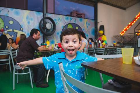 Fotógrafo de aniversário infantil em SJC ligue 12 39347090'