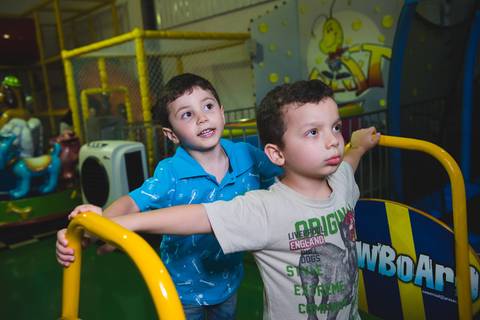 A turma do Patrulha arrasando na festa'