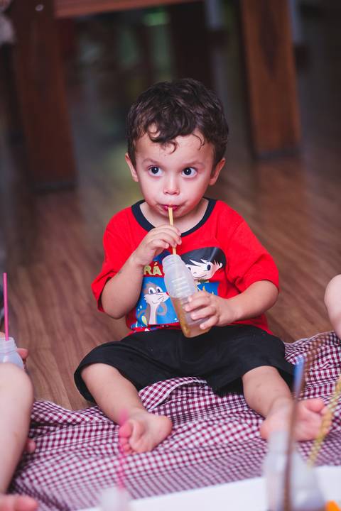 Lanche time , hora de assistir o desenho do Patrulha Canina acompanhado dos amiguinhos'