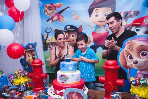 Niver do Felipe  ligue 12 98804 0001 e reserve sua data para o anversário do seu filho'