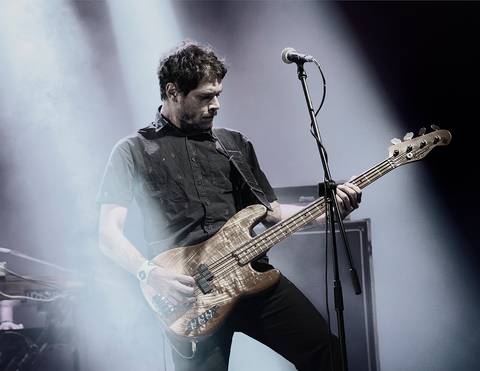 Na nova formação do IRA temos Daniel Rocha (baixo), filho de Scandurra'