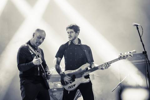 Scandurra artista consagrado por seu estilo único em riffs e solos de guitarras'