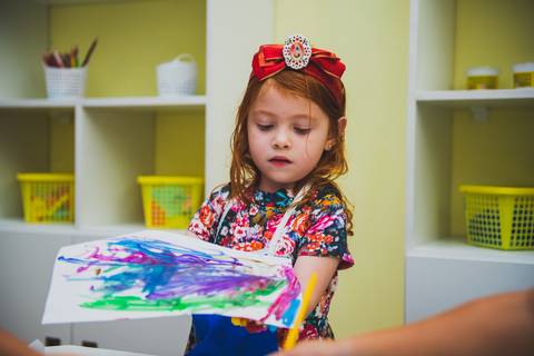 Que desenho lindo , colorido'